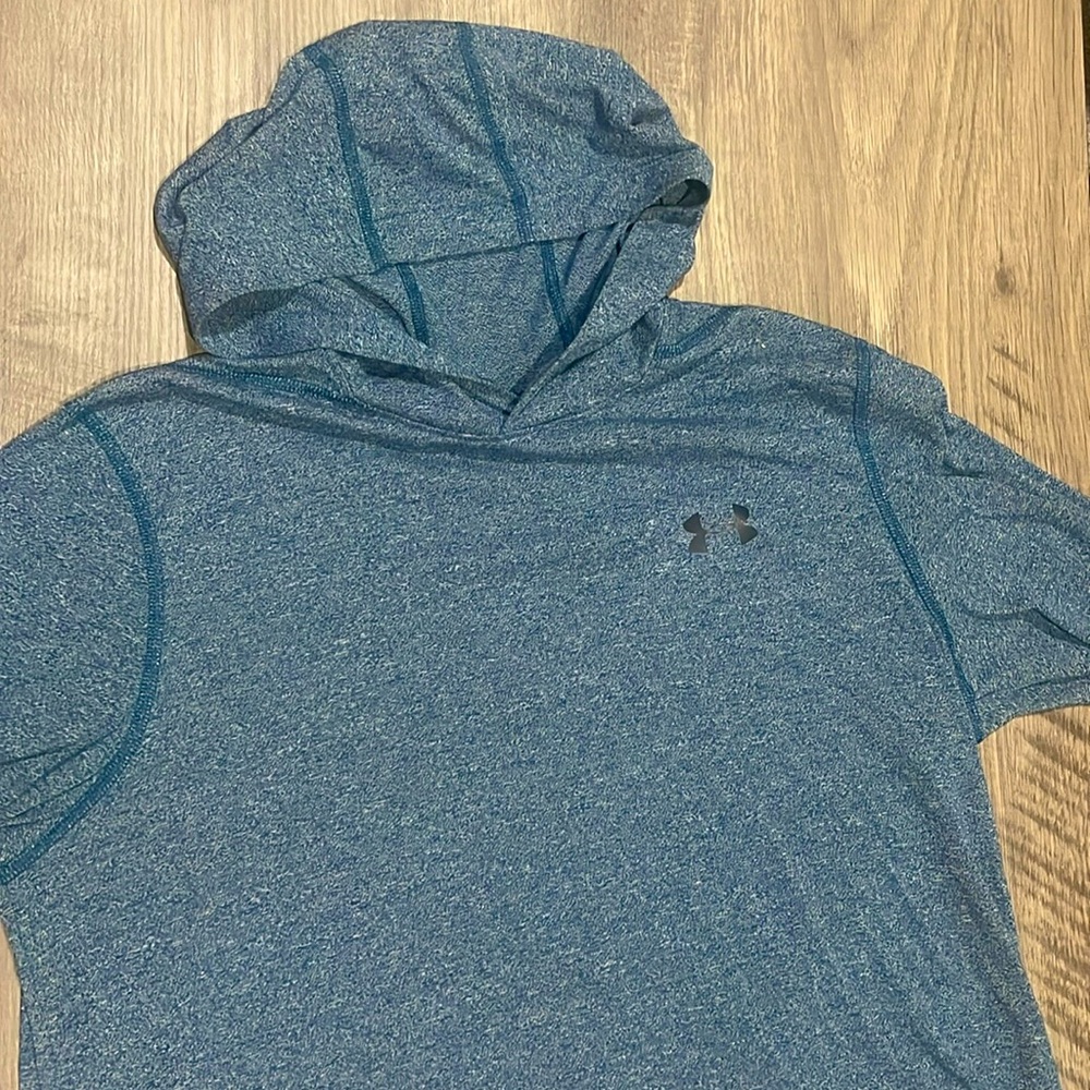 Men Under Armour  Medium BLue Long Sleeve Tee TShirt Pullover Threadborne Loose